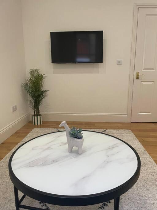 Beautiful 1 Bed Flat 2 Minute Walk To Camden Station Διαμέρισμα Λονδίνο Εξωτερικό φωτογραφία